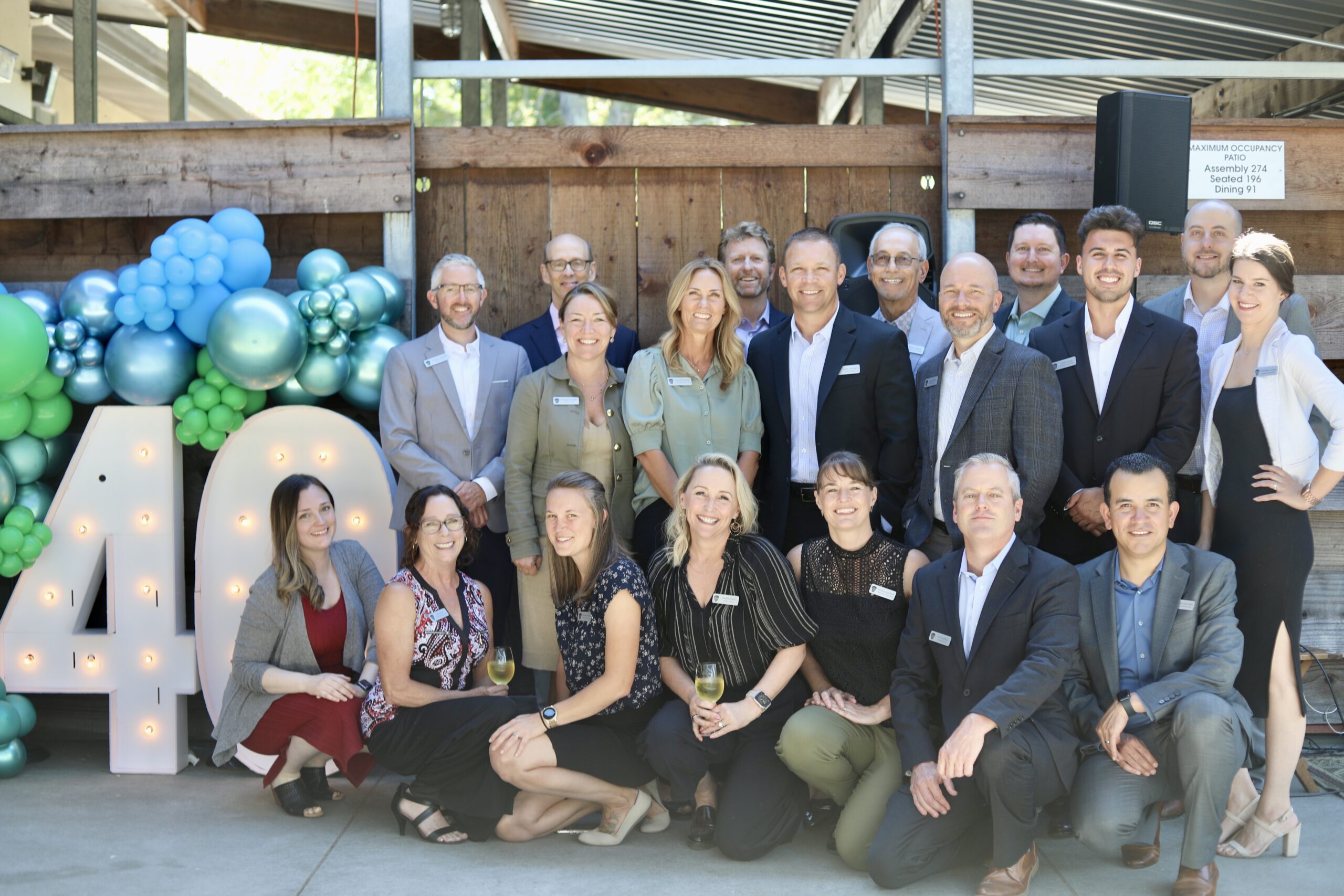 Willow Creek 40th anniversary group picture