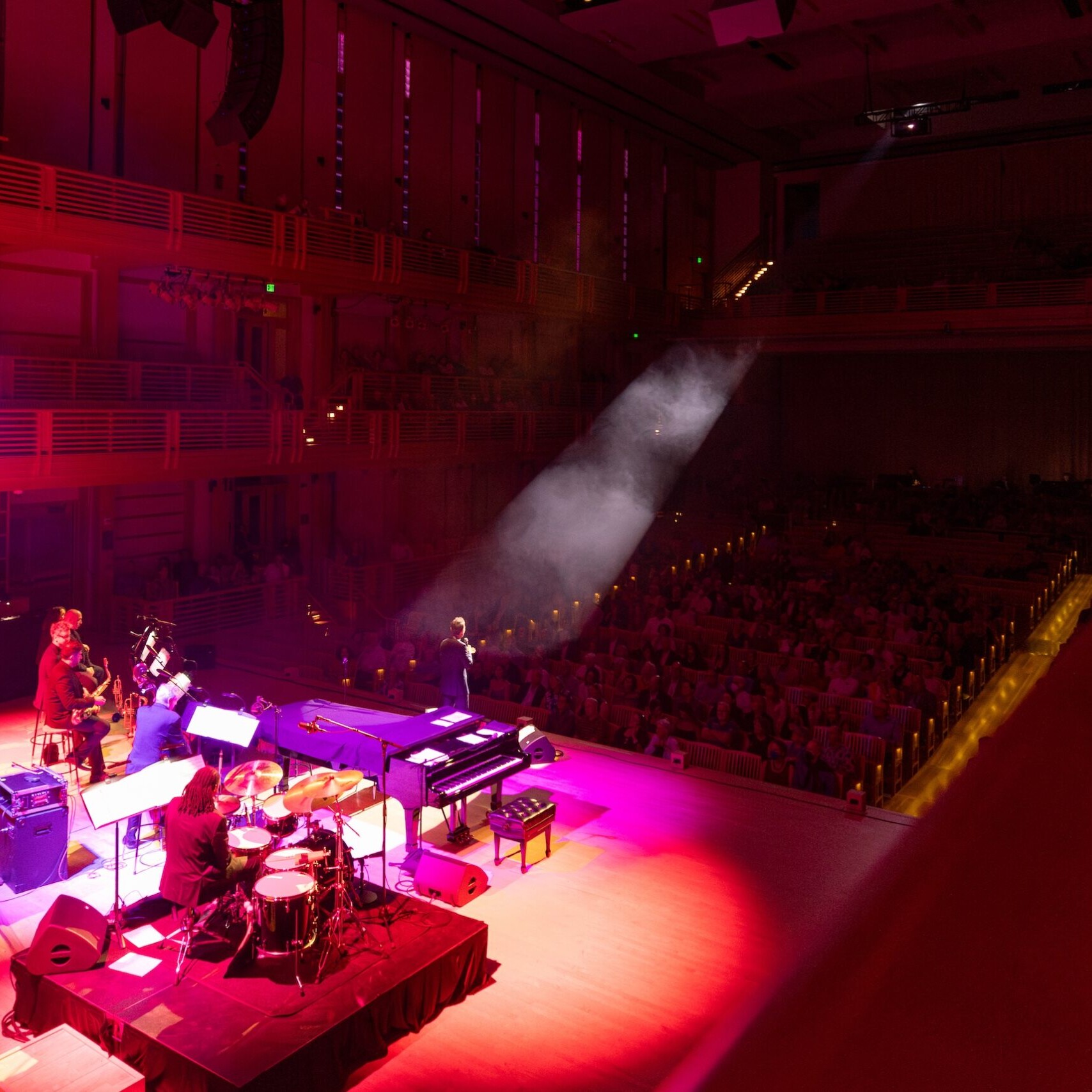 Michael Feinstein performing in Weill Hall